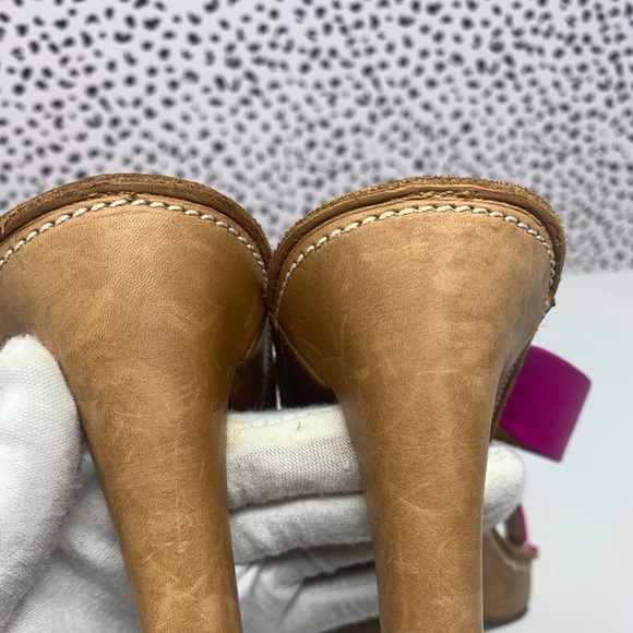 Donald J Pliner Leather Heels - Picture 13 of 16